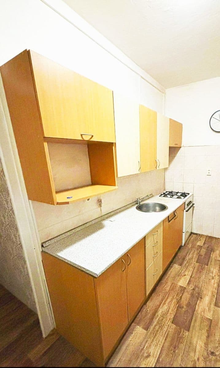 Prodej bytu 2+1 55 m², Jaroslava Vrchlického, Most, Ústecký kraj Prodej bytu 2+1 55 m², Jaroslava Vrchlického, Most, Ústecký kraj