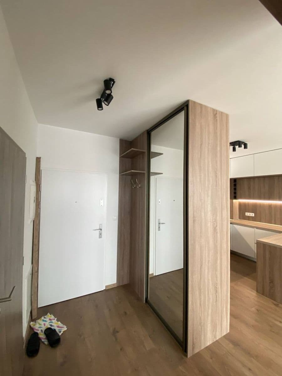 Prodej bytu 2+1 49 m², Galvaniho, Ružinov, Bratislavský kraj Prodej bytu 2+1 49 m², Galvaniho, Ružinov, Bratislavský kraj