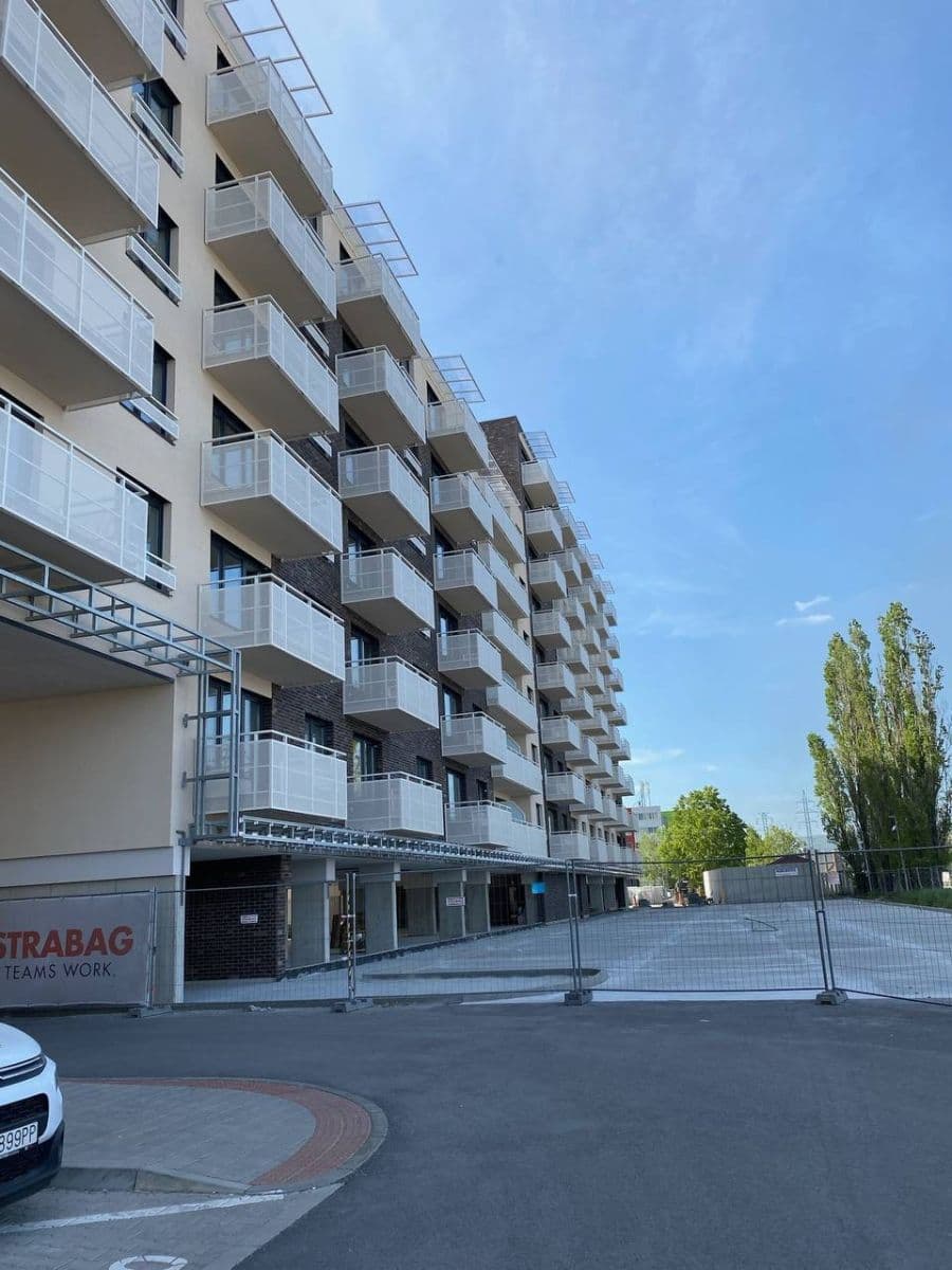 Prodej bytu 2+1 49 m², Galvaniho, Ružinov, Bratislavský kraj Prodej bytu 2+1 49 m², Galvaniho, Ružinov, Bratislavský kraj