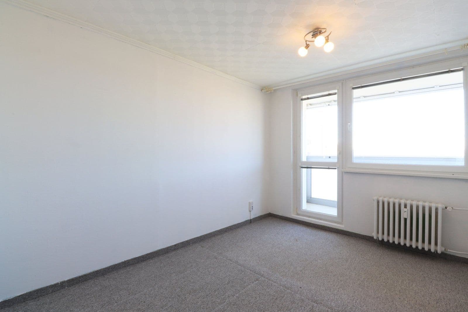 Pronájem bytu 3+1 75 m², Na Dolíkách, Slaný, Středočeský kraj Pronájem bytu 3+1 75 m², Na Dolíkách, Slaný, Středočeský kraj