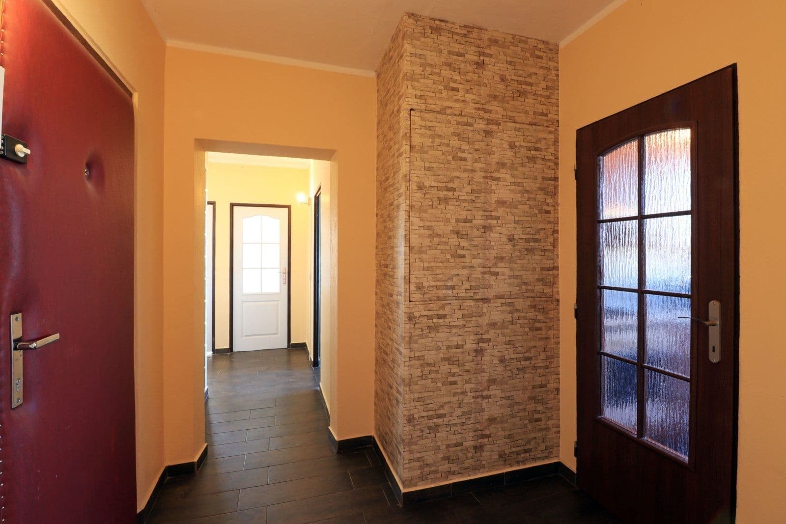 Pronájem bytu 3+1 75 m², Na Dolíkách, Slaný, Středočeský kraj Pronájem bytu 3+1 75 m², Na Dolíkách, Slaný, Středočeský kraj