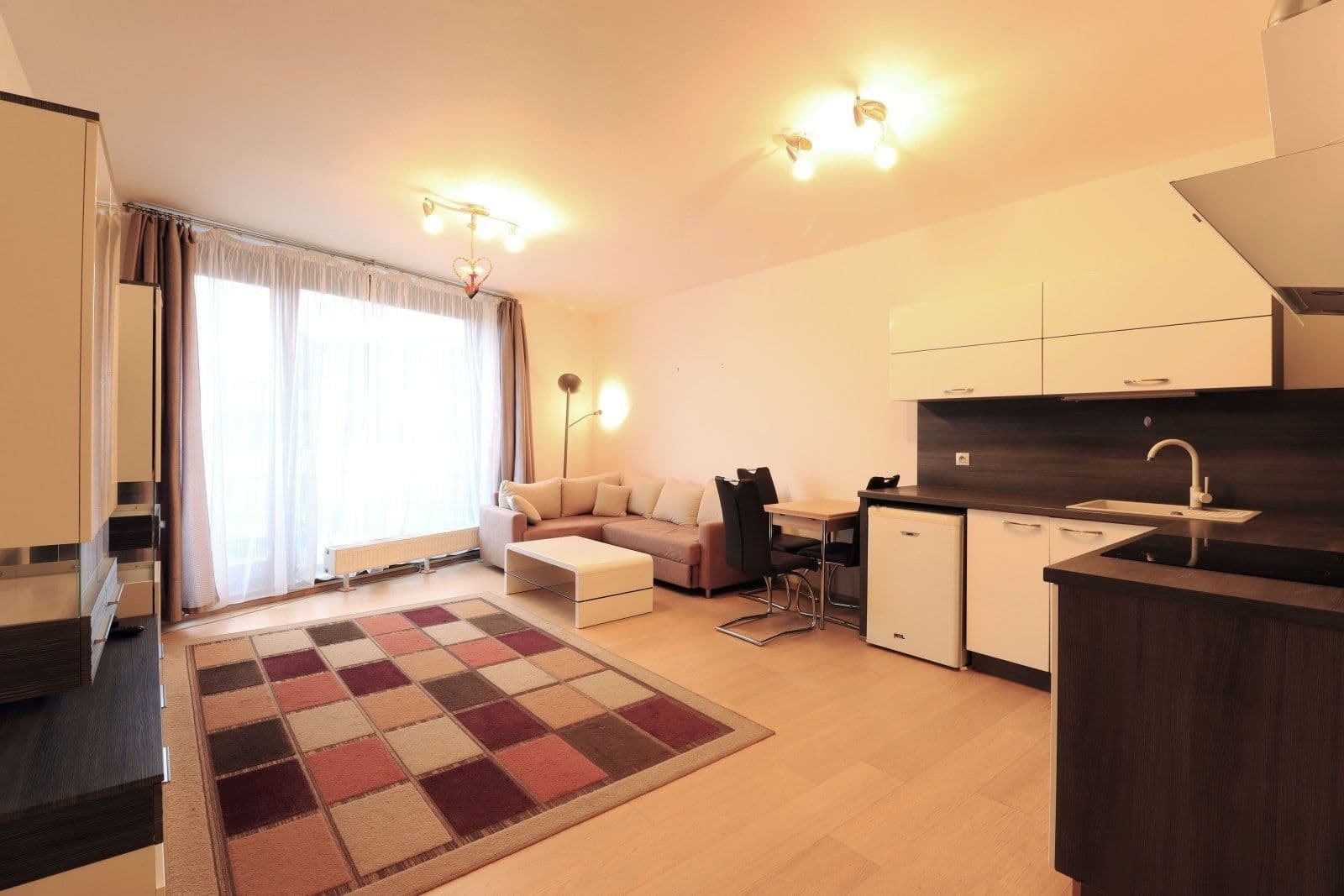 Pronájem bytu 2+kk 64 m², Devonská, Praha, Praha Pronájem bytu 2+kk 64 m², Devonská, Praha, Praha