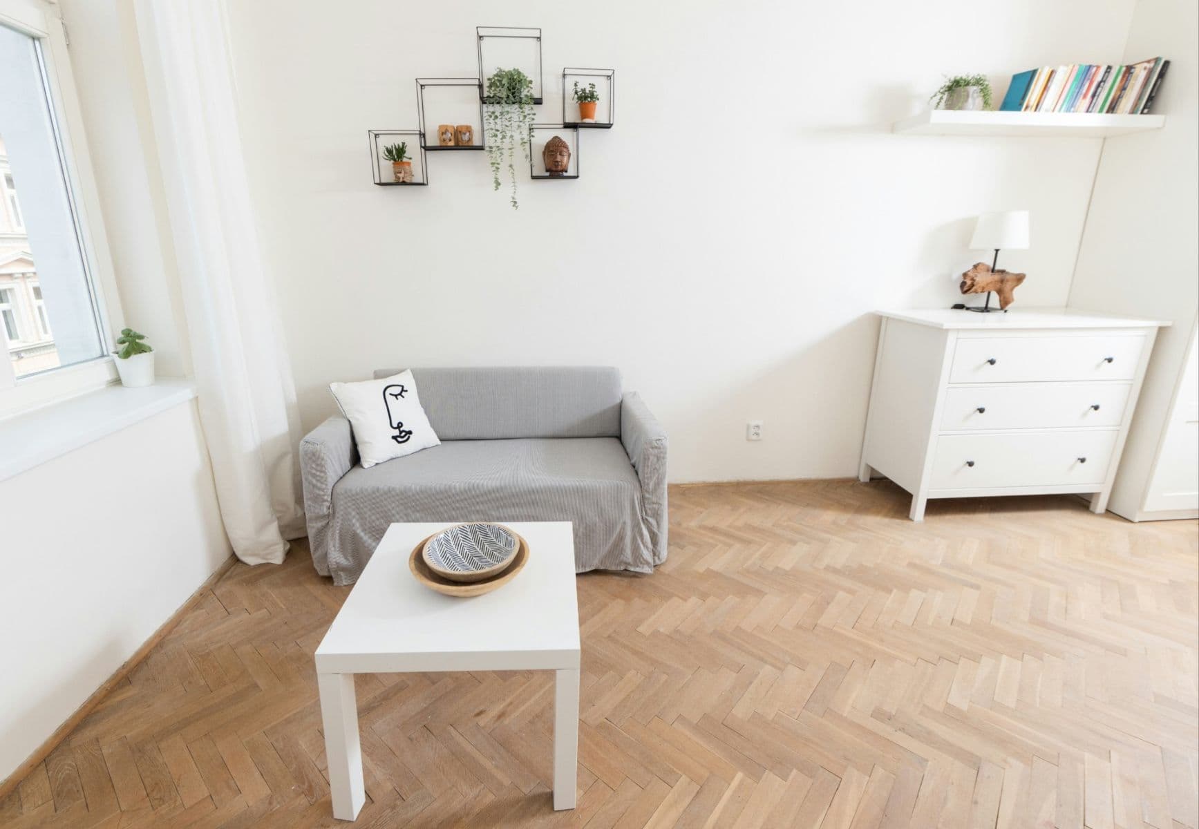Pronájem bytu 1+1 38 m², Vlkova, Praha, Praha Pronájem bytu 1+1 38 m², Vlkova, Praha, Praha