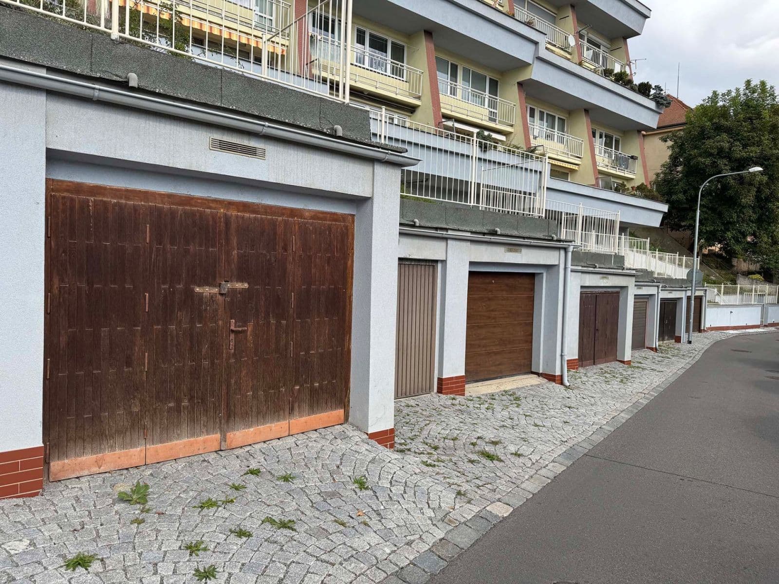 Pronájem garáže 16 m², Na Pláni, Praha, Praha Pronájem garáže 16 m², Na Pláni, Praha, Praha