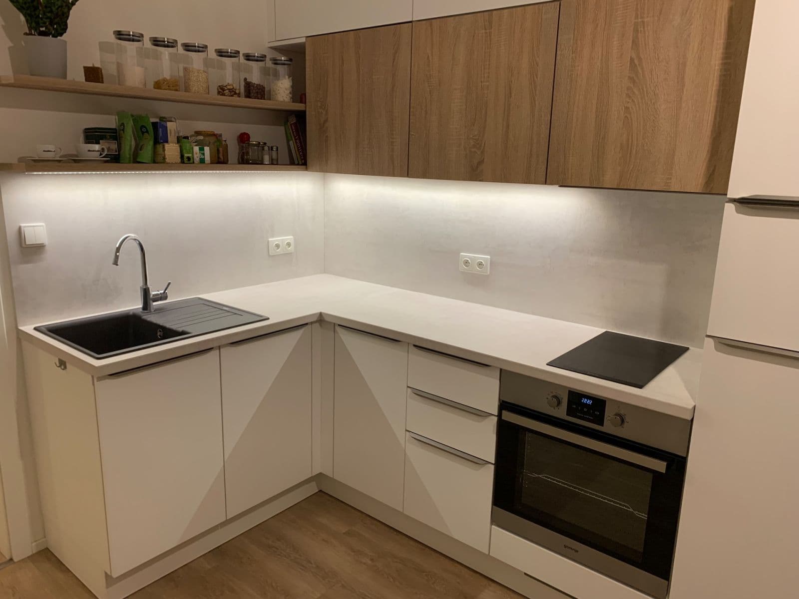 Pronájem bytu 2+kk 39 m², Za Poštou, Praha, Praha Pronájem bytu 2+kk 39 m², Za Poštou, Praha, Praha