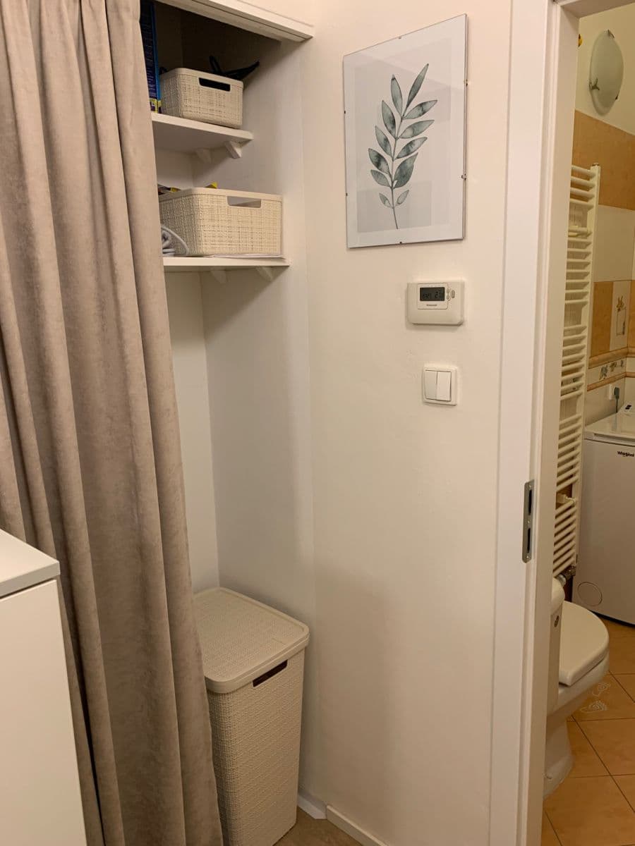 Pronájem bytu 2+kk 39 m², Za Poštou, Praha, Praha Pronájem bytu 2+kk 39 m², Za Poštou, Praha, Praha