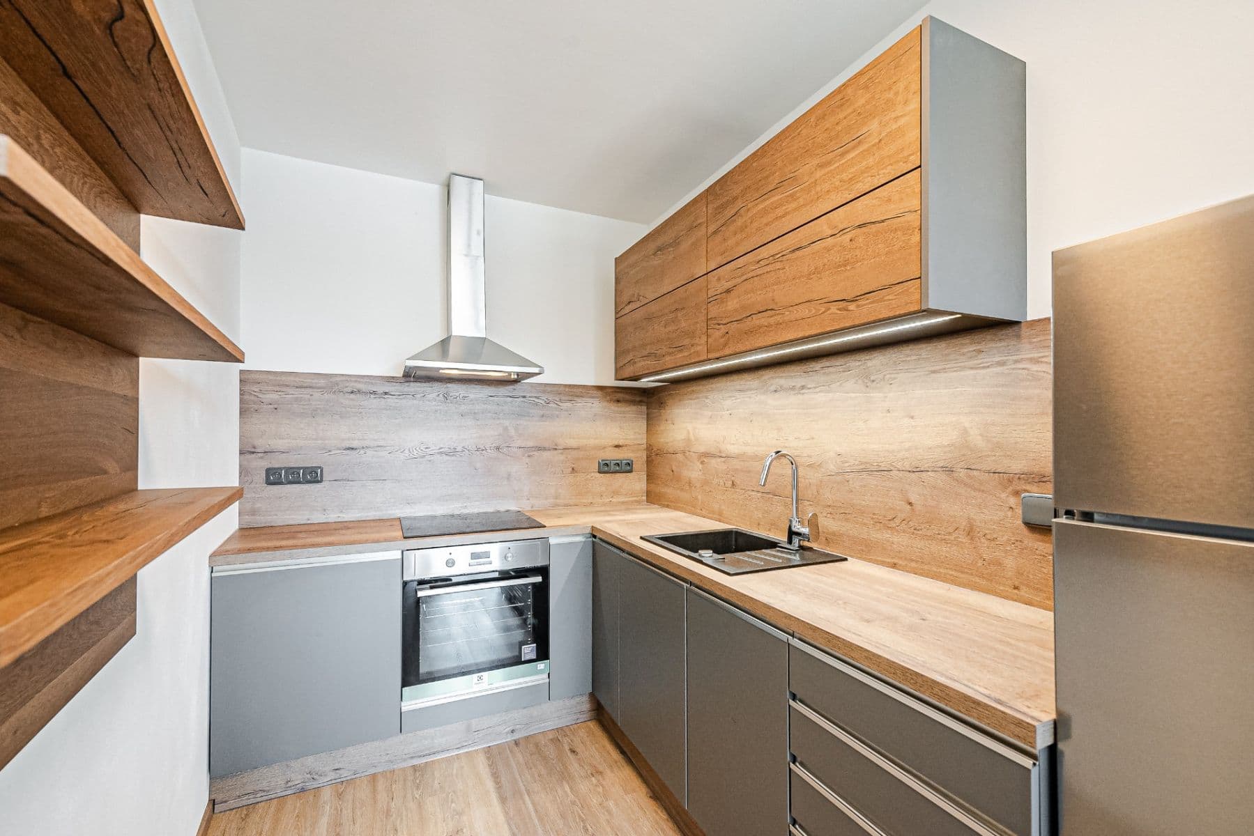Pronájem bytu 2+kk 45 m², Fügnerova, Poděbrady, Středočeský kraj Pronájem bytu 2+kk 45 m², Fügnerova, Poděbrady, Středočeský kraj