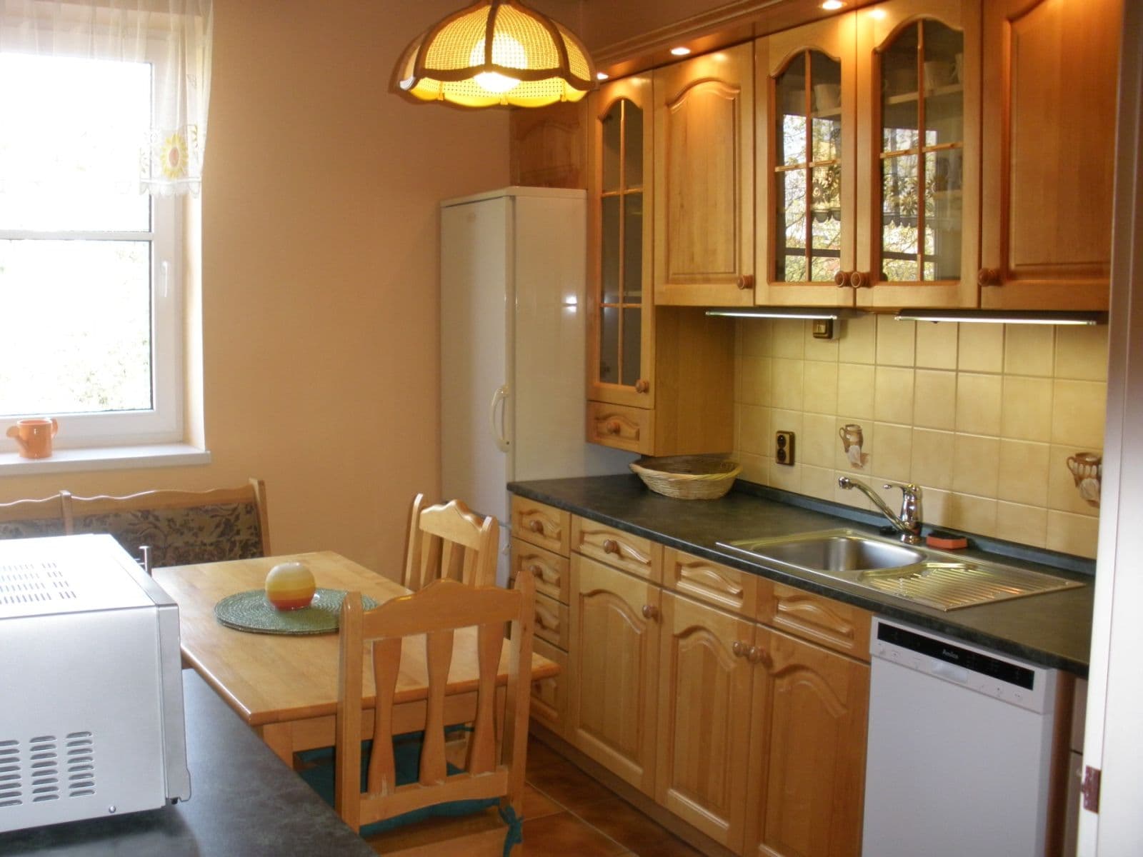 Pronájem bytu 2+1 65 m², Horská, Jablonec nad Nisou, Liberecký kraj Pronájem bytu 2+1 65 m², Horská, Jablonec nad Nisou, Liberecký kraj