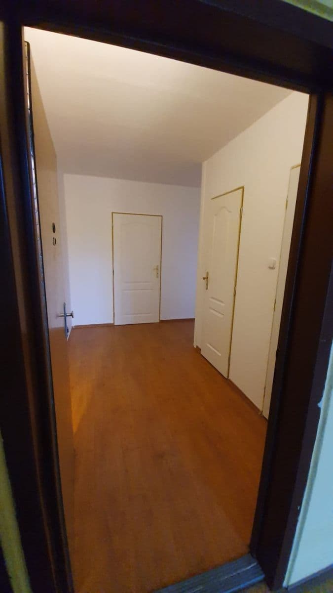 Pronájem bytu 2+kk 42 m², Zborovská, Jince, Středočeský kraj Pronájem bytu 2+kk 42 m², Zborovská, Jince, Středočeský kraj