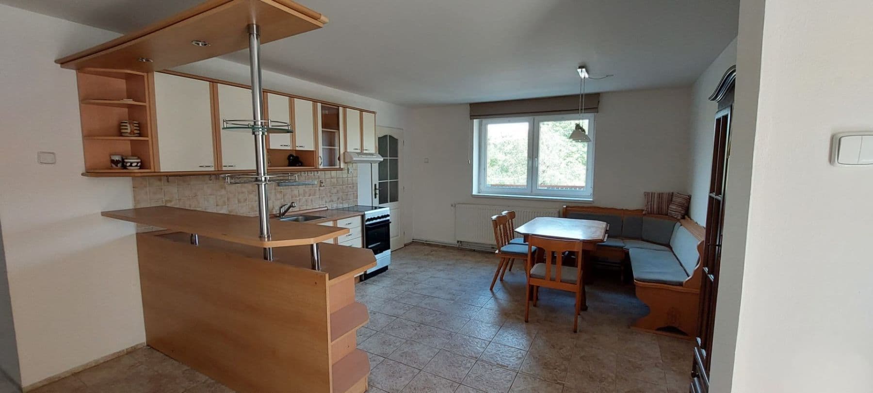 Pronájem domu 140 m², pozemek 1.000 m², Čisovická, Mníšek pod Brdy, Středočeský kraj Pronájem domu 140 m², pozemek 1.000 m², Čisovická, Mníšek pod Brdy, Středočeský kraj