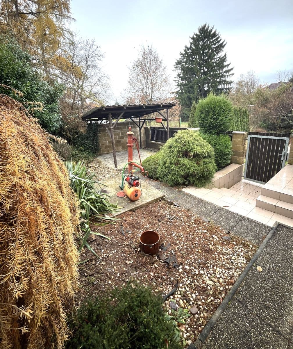 Pronájem domu 140 m², pozemek 1.000 m², Čisovická, Mníšek pod Brdy, Středočeský kraj Pronájem domu 140 m², pozemek 1.000 m², Čisovická, Mníšek pod Brdy, Středočeský kraj