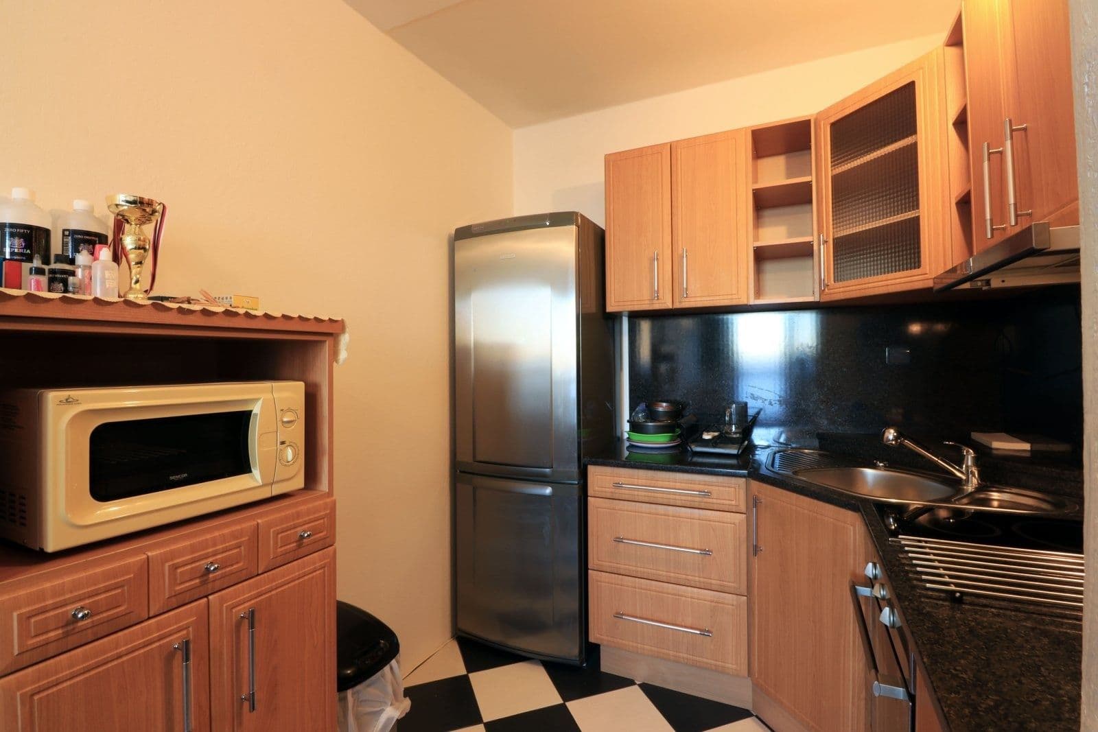 Pronájem bytu 2+kk 40 m², Jerevanská, Kladno, Středočeský kraj Pronájem bytu 2+kk 40 m², Jerevanská, Kladno, Středočeský kraj