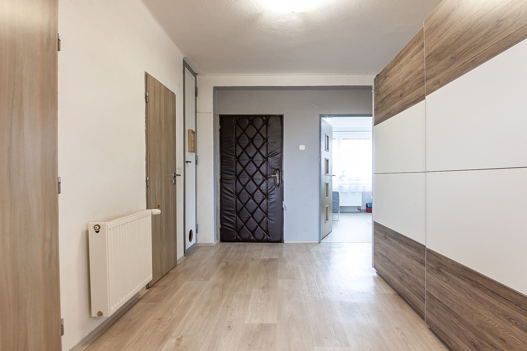 Prodej bytu 4+kk 97 m², Horní Kruty, Středočeský kraj Prodej bytu 4+kk 97 m², Horní Kruty, Středočeský kraj