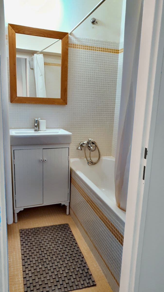 Pronájem bytu 2+kk 47 m², Bělohorská, Praha, Praha Pronájem bytu 2+kk 47 m², Bělohorská, Praha, Praha