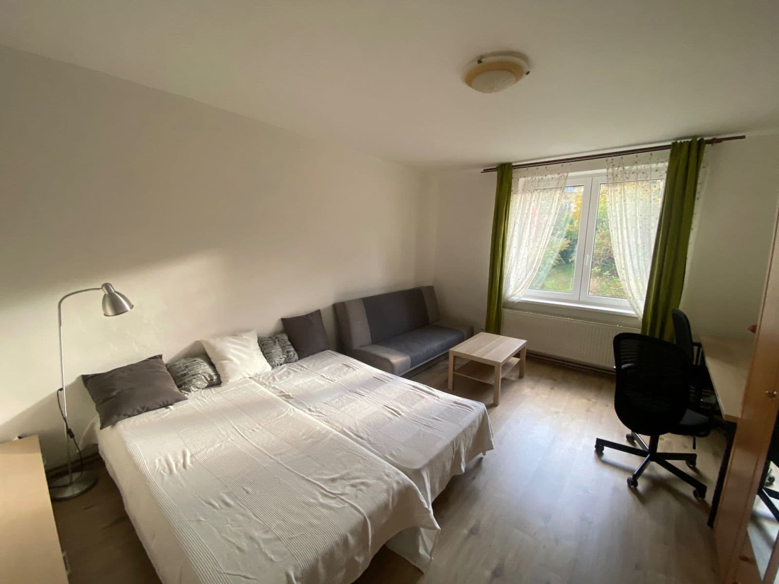 Pronájem bytu 1+1 40 m², Buštěhradská, Praha, Praha Pronájem bytu 1+1 40 m², Buštěhradská, Praha, Praha