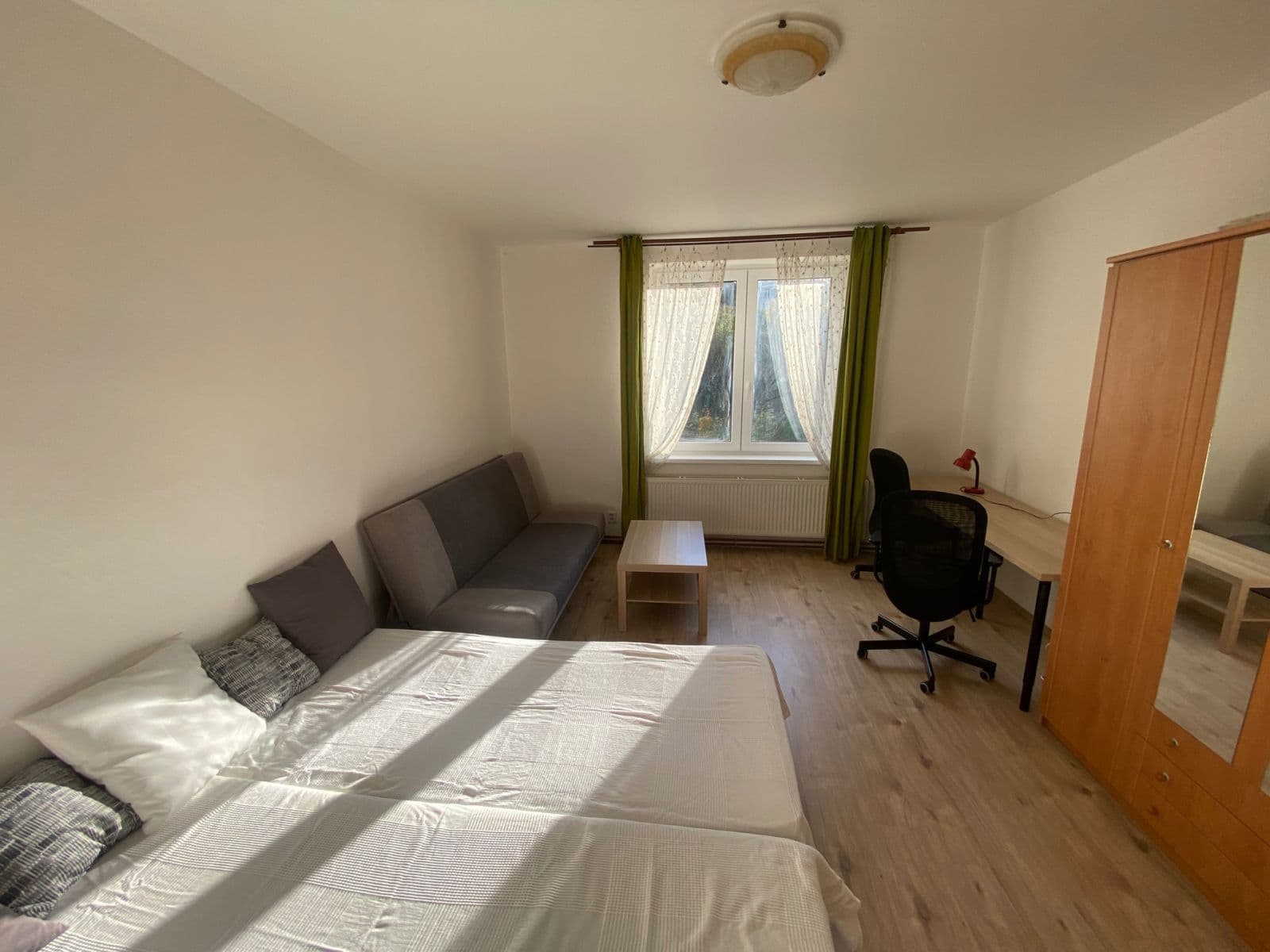 Pronájem bytu 1+1 40 m², Buštěhradská, Praha, Praha Pronájem bytu 1+1 40 m², Buštěhradská, Praha, Praha