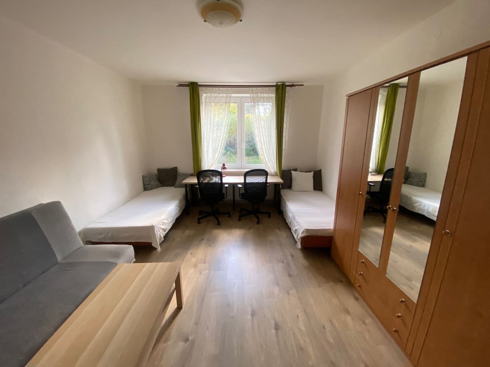 Pronájem bytu 1+1 40 m², Buštěhradská, Praha, Praha Pronájem bytu 1+1 40 m², Buštěhradská, Praha, Praha
