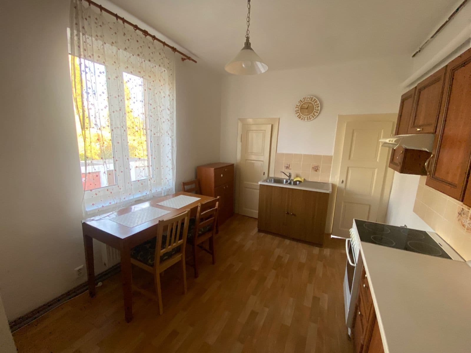 Pronájem bytu 1+1 40 m², Buštěhradská, Praha, Praha Pronájem bytu 1+1 40 m², Buštěhradská, Praha, Praha