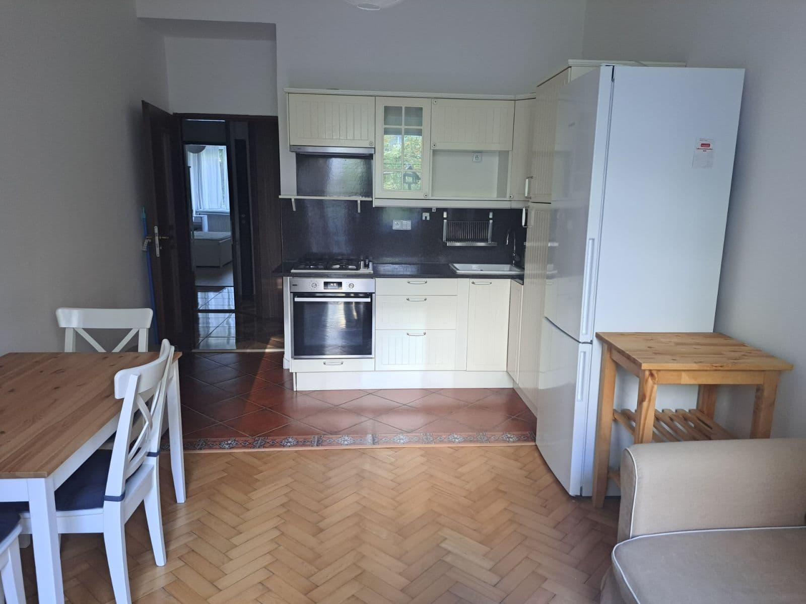 Pronájem bytu 2+kk 40 m², K Podjezdu, Praha, Praha Pronájem bytu 2+kk 40 m², K Podjezdu, Praha, Praha