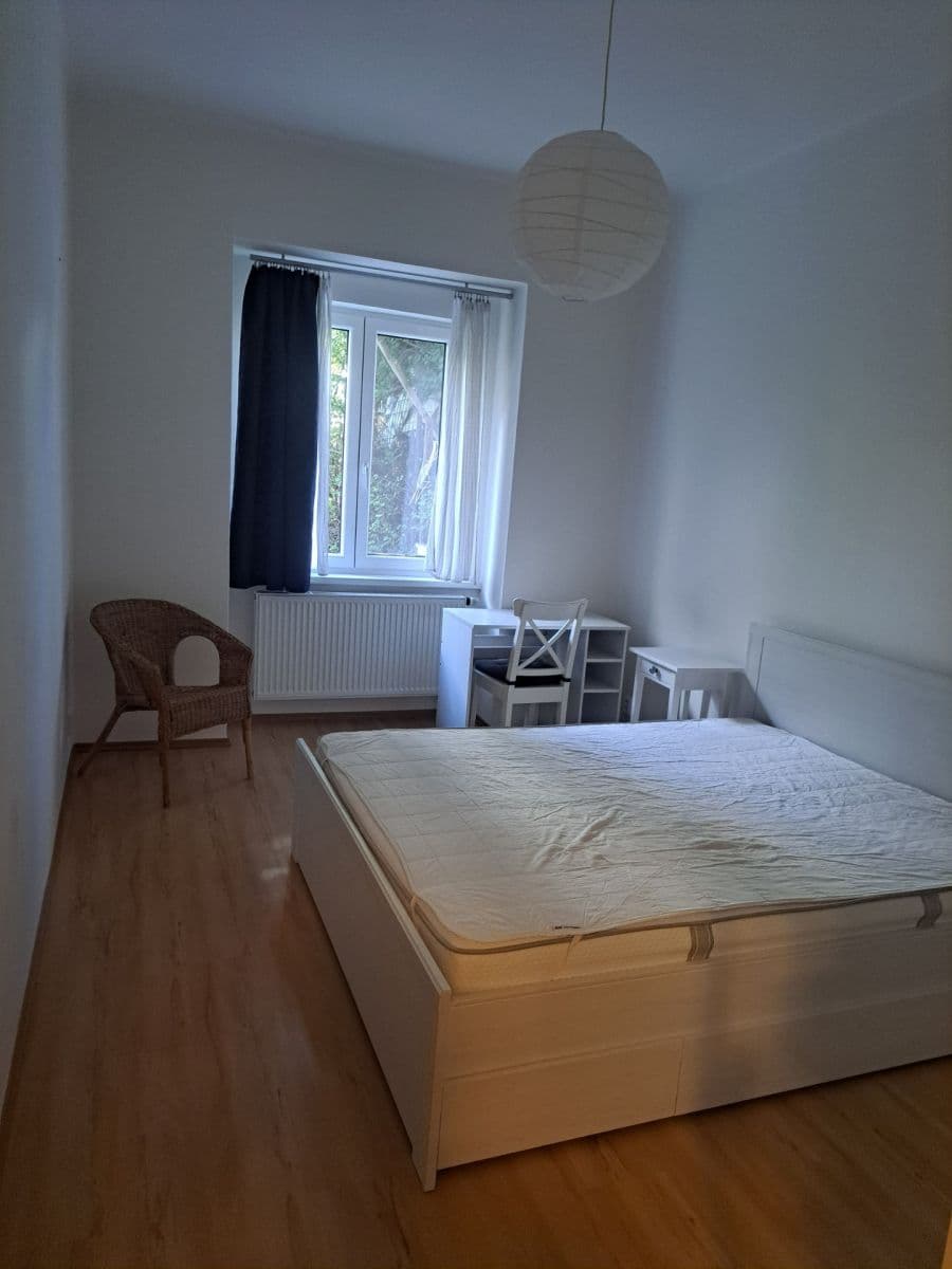 Pronájem bytu 2+kk 40 m², K Podjezdu, Praha, Praha Pronájem bytu 2+kk 40 m², K Podjezdu, Praha, Praha