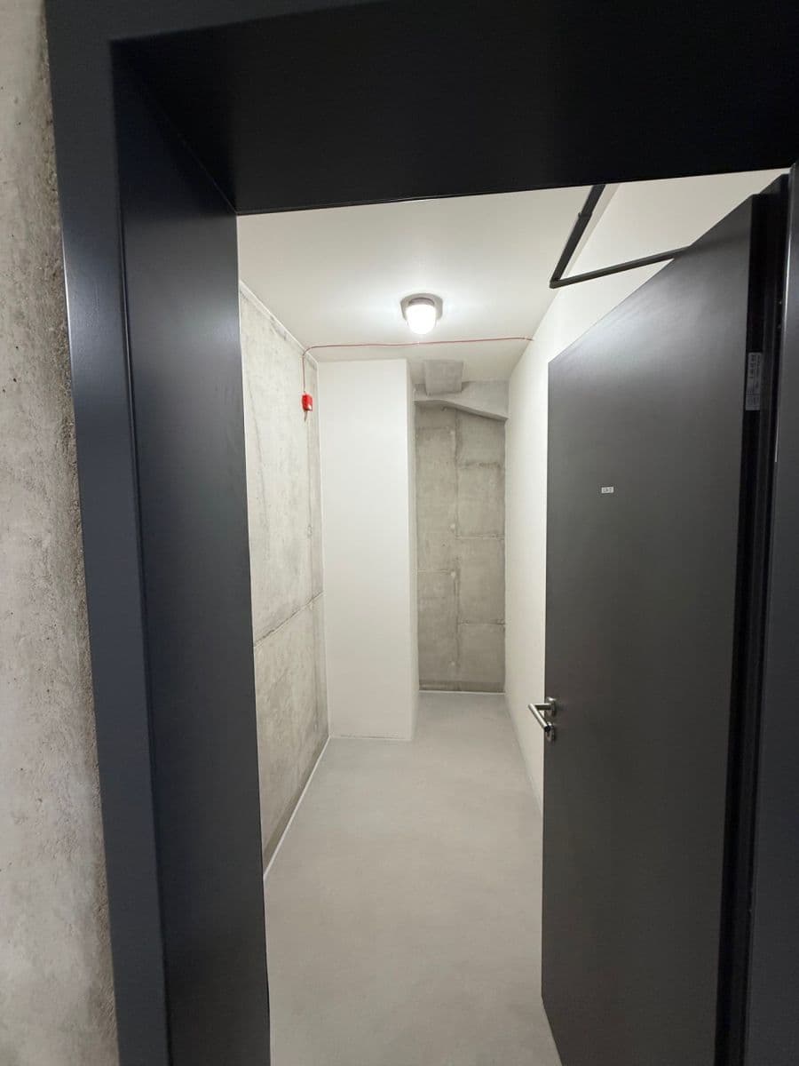 Pronájem bytu 2+kk 56 m², Kolbenova, Praha, Praha Pronájem bytu 2+kk 56 m², Kolbenova, Praha, Praha