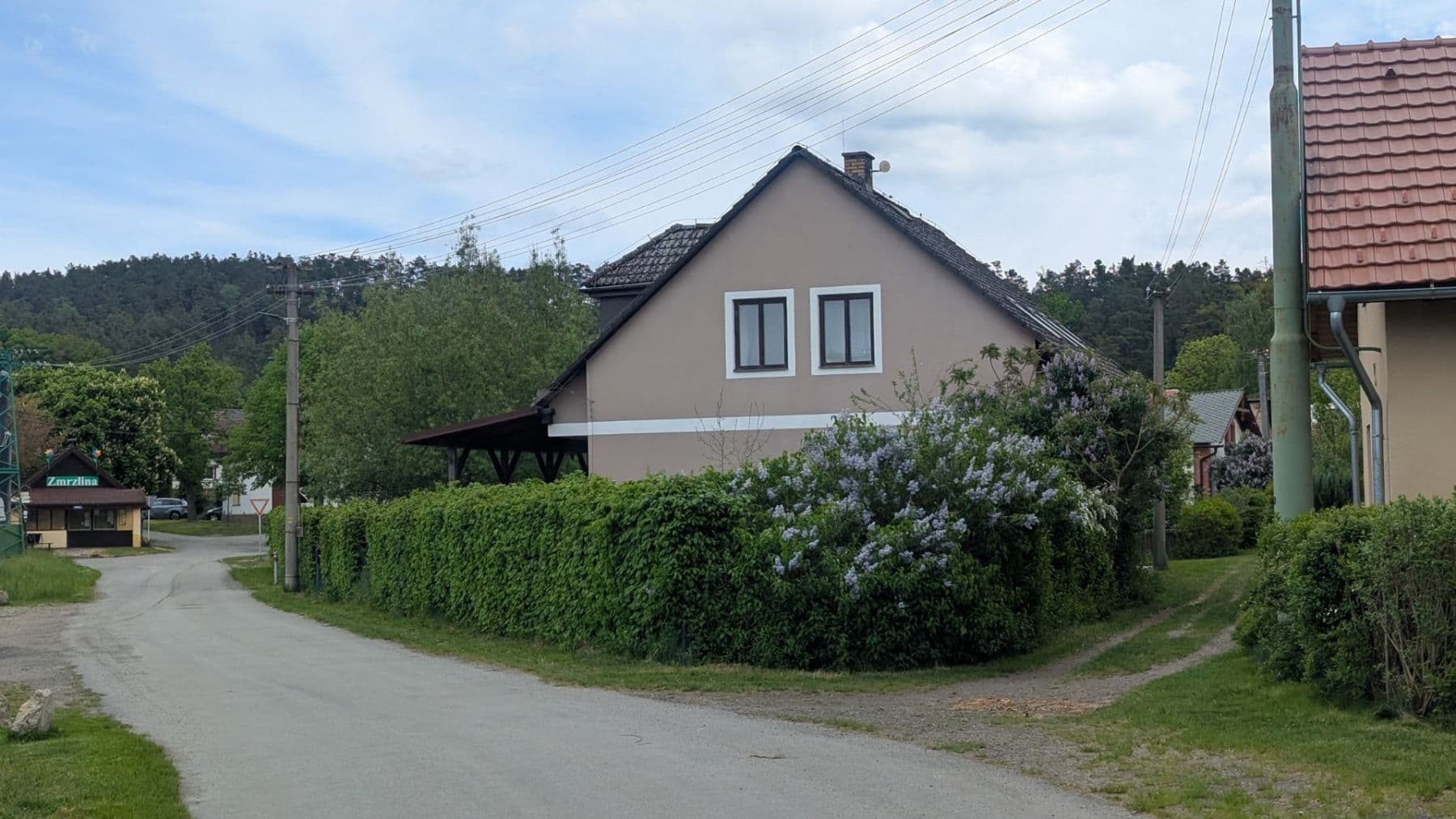 Pronájem bytu 3+kk 90 m², Kněžmost, Středočeský kraj Pronájem bytu 3+kk 90 m², Kněžmost, Středočeský kraj