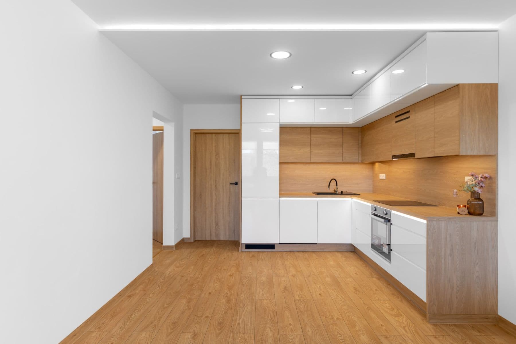 Prodej bytu 3+kk 63 m², Tolstého, Frýdek-Místek, Moravskoslezský kraj Prodej bytu 3+kk 63 m², Tolstého, Frýdek-Místek, Moravskoslezský kraj