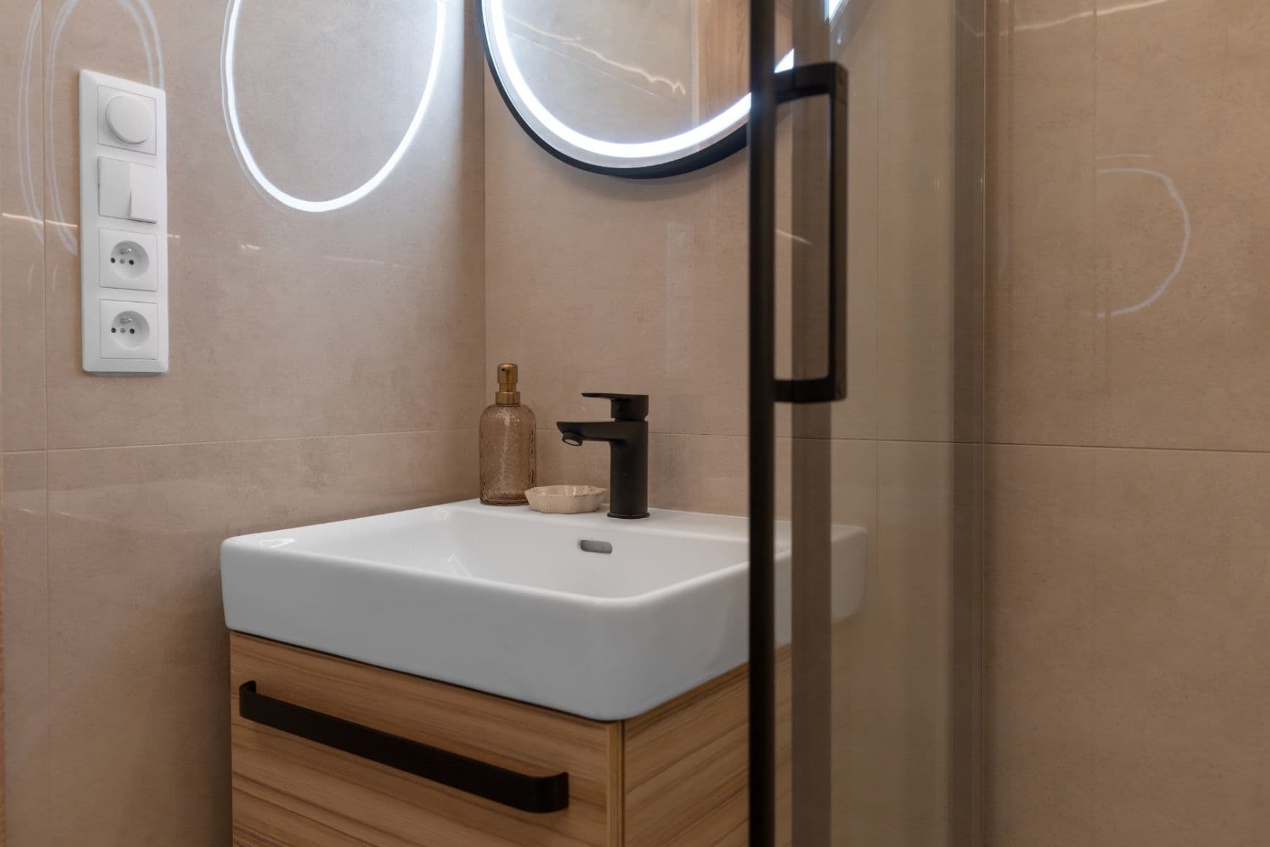 Prodej bytu 3+kk 63 m², Tolstého, Frýdek-Místek, Moravskoslezský kraj Prodej bytu 3+kk 63 m², Tolstého, Frýdek-Místek, Moravskoslezský kraj