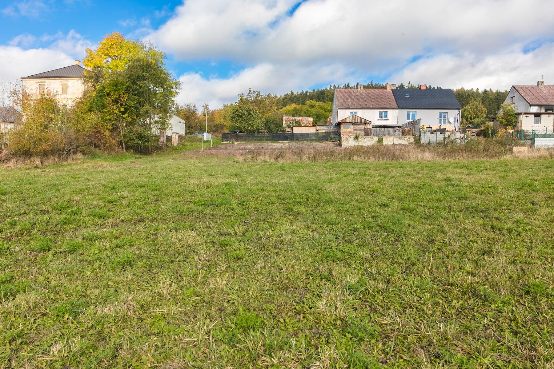 Prodej pozemku 377 m², Verušičky, Karlovarský kraj Prodej pozemku 377 m², Verušičky, Karlovarský kraj