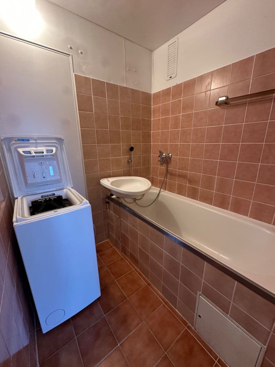 Pronájem bytu 3+1 67 m², Ctěnická, Praha, Praha Pronájem bytu 3+1 67 m², Ctěnická, Praha, Praha