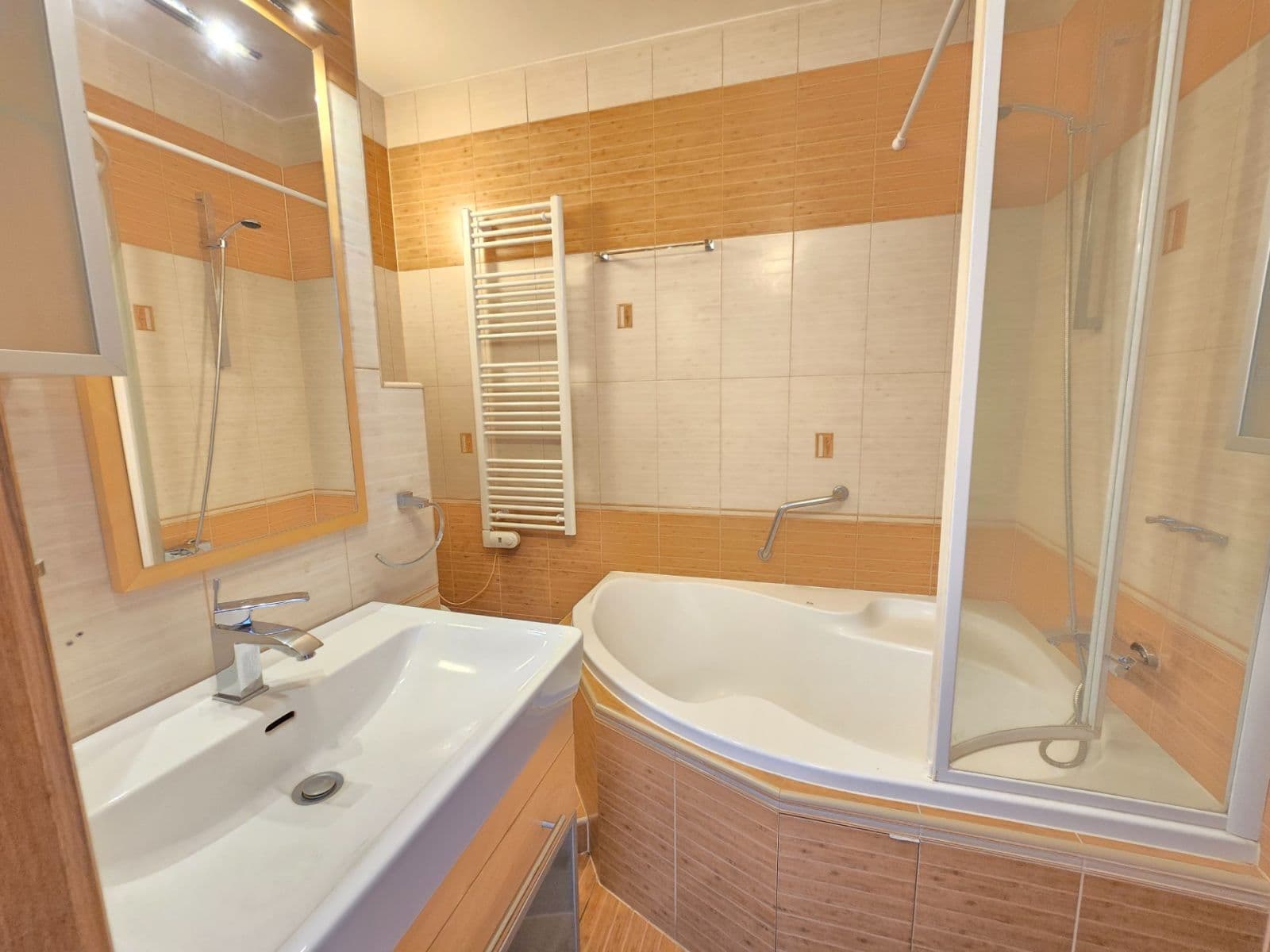 Pronájem bytu 1+1 40 m², Tylova, Přeštice, Plzeňský kraj Pronájem bytu 1+1 40 m², Tylova, Přeštice, Plzeňský kraj