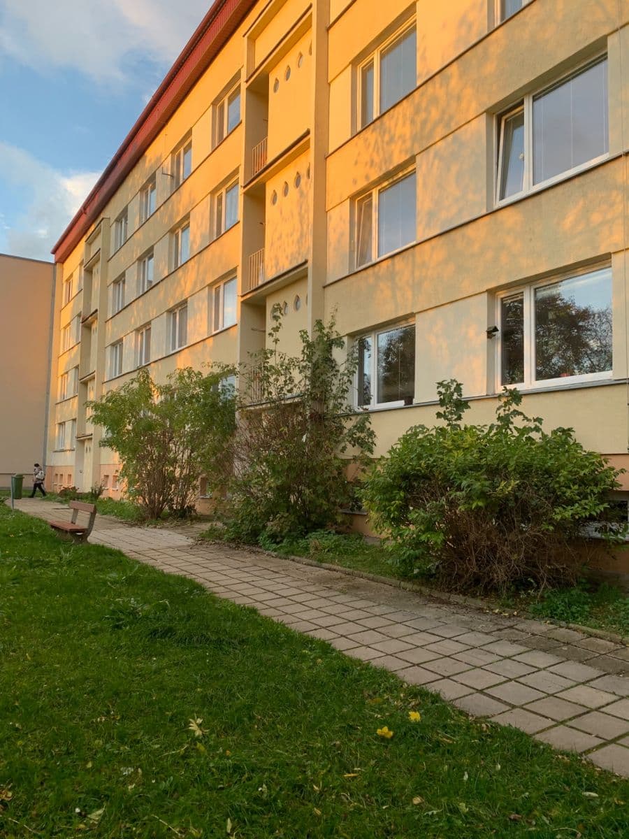Prodej bytu 3+1 83 m², Fráni Šrámka, Teplice, Ústecký kraj Prodej bytu 3+1 83 m², Fráni Šrámka, Teplice, Ústecký kraj