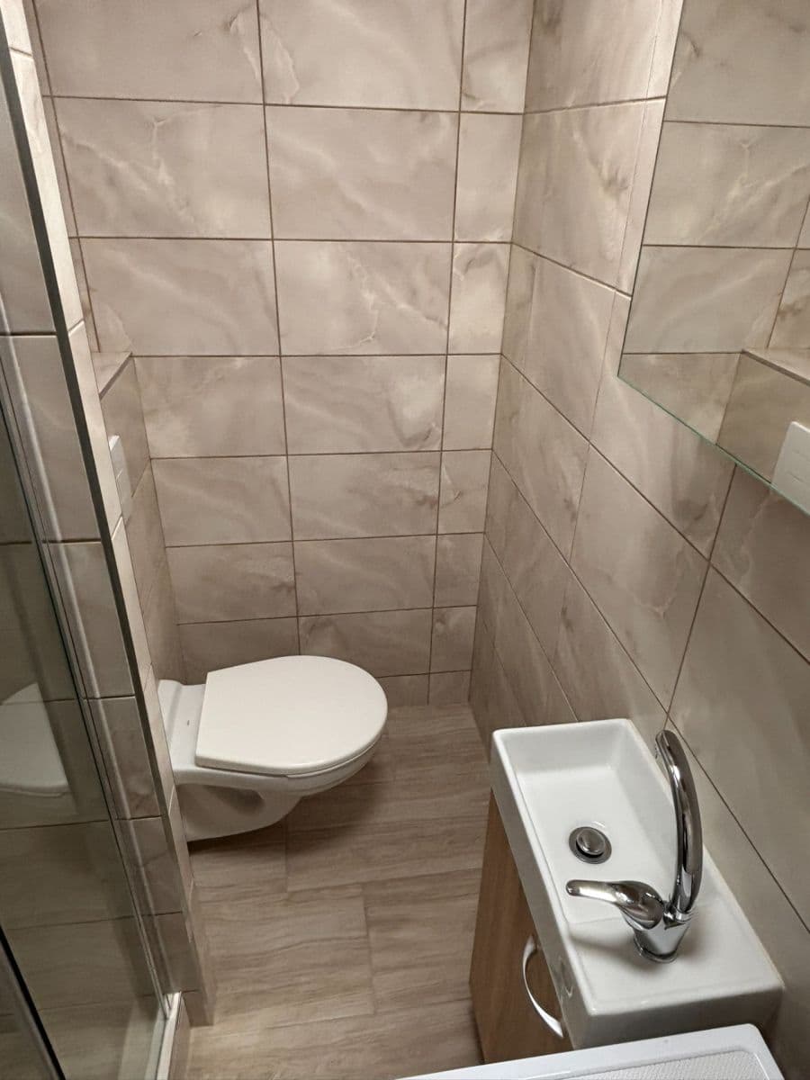 Pronájem bytu 1+kk 19 m², Kostnická, Chomutov, Ústecký kraj Pronájem bytu 1+kk 19 m², Kostnická, Chomutov, Ústecký kraj