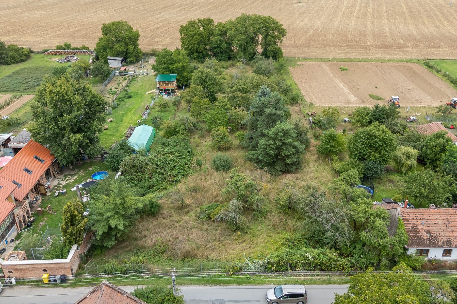 Prodej pozemku 3.823 m², Dolní Beřkovice, Středočeský kraj Prodej pozemku 3.823 m², Dolní Beřkovice, Středočeský kraj
