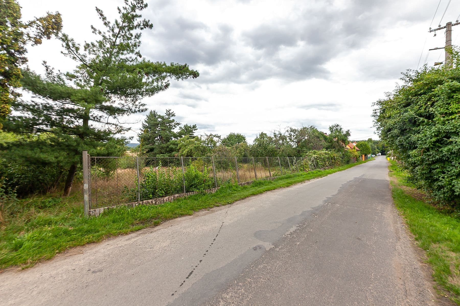 Prodej pozemku 3.823 m², Dolní Beřkovice, Středočeský kraj Prodej pozemku 3.823 m², Dolní Beřkovice, Středočeský kraj