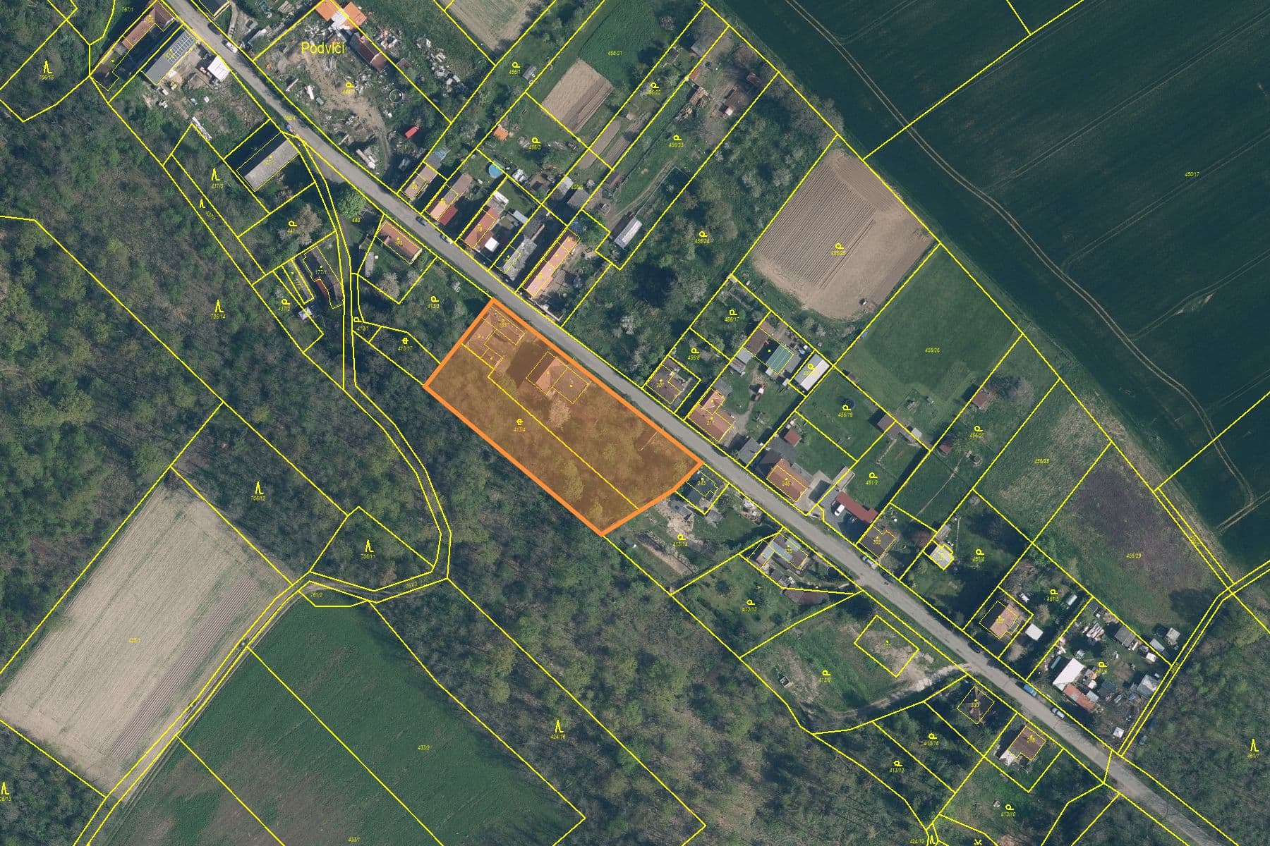 Prodej domu 200 m², pozemek 3.645 m², Dolní Beřkovice, Středočeský kraj Prodej domu 200 m², pozemek 3.645 m², Dolní Beřkovice, Středočeský kraj