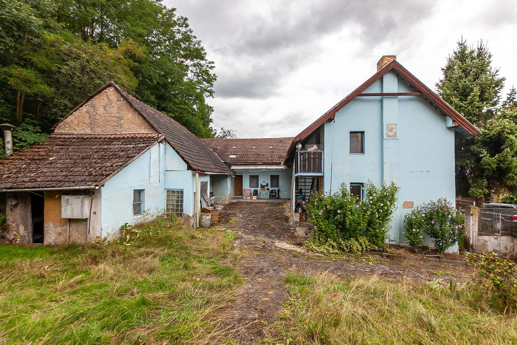 Prodej domu 200 m², pozemek 3.645 m², Dolní Beřkovice, Středočeský kraj Prodej domu 200 m², pozemek 3.645 m², Dolní Beřkovice, Středočeský kraj