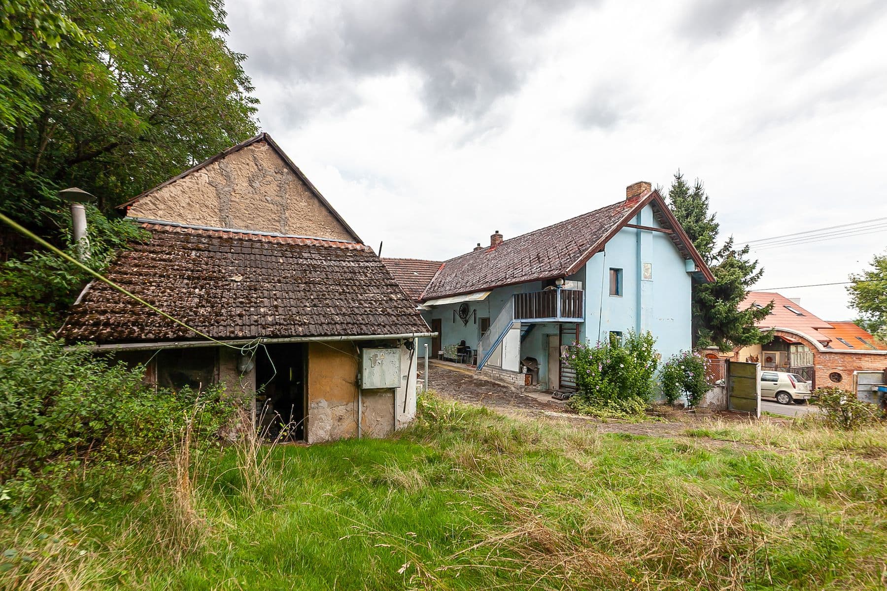 Prodej domu 200 m², pozemek 3.645 m², Dolní Beřkovice, Středočeský kraj Prodej domu 200 m², pozemek 3.645 m², Dolní Beřkovice, Středočeský kraj