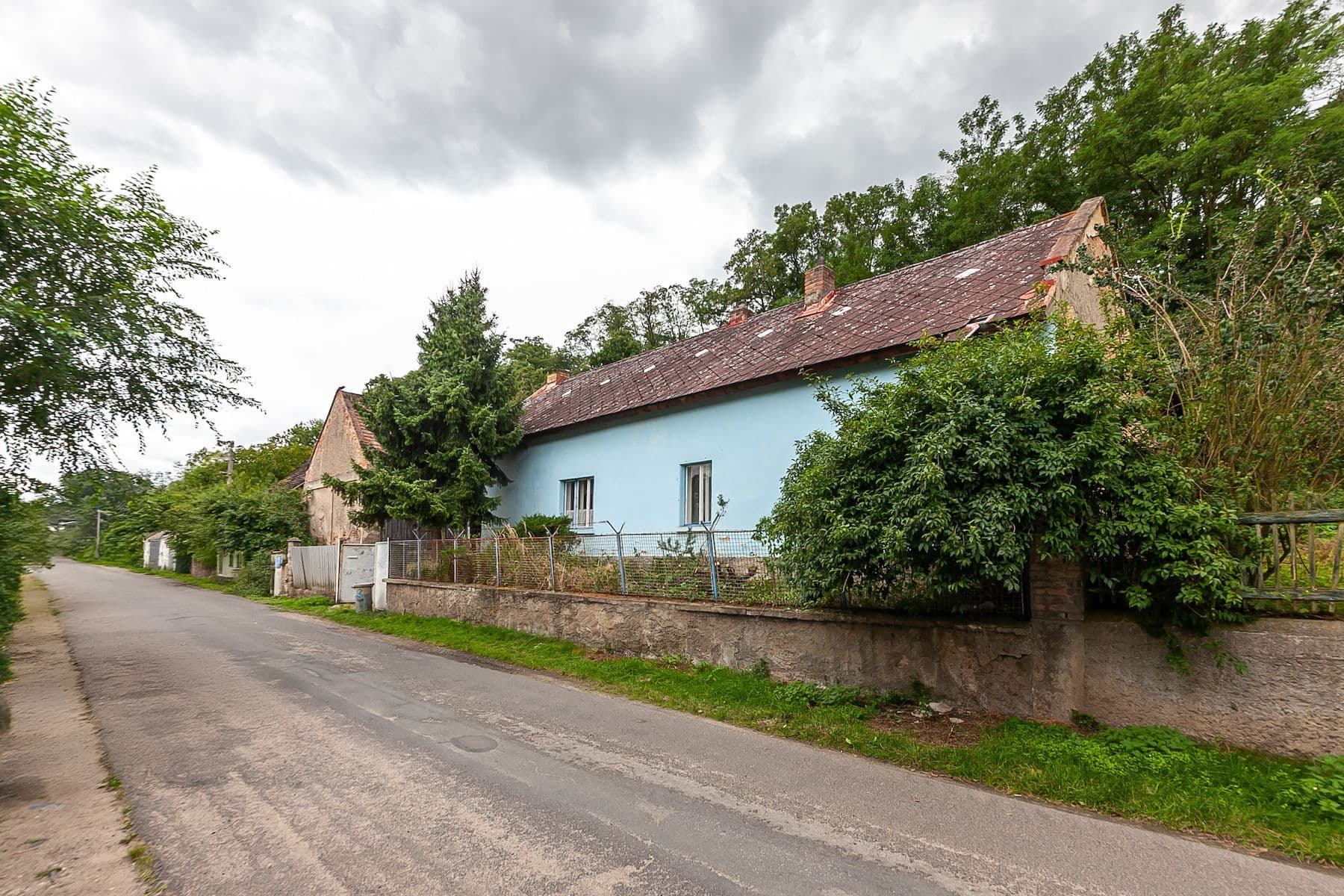 Prodej domu 200 m², pozemek 3.645 m², Dolní Beřkovice, Středočeský kraj Prodej domu 200 m², pozemek 3.645 m², Dolní Beřkovice, Středočeský kraj