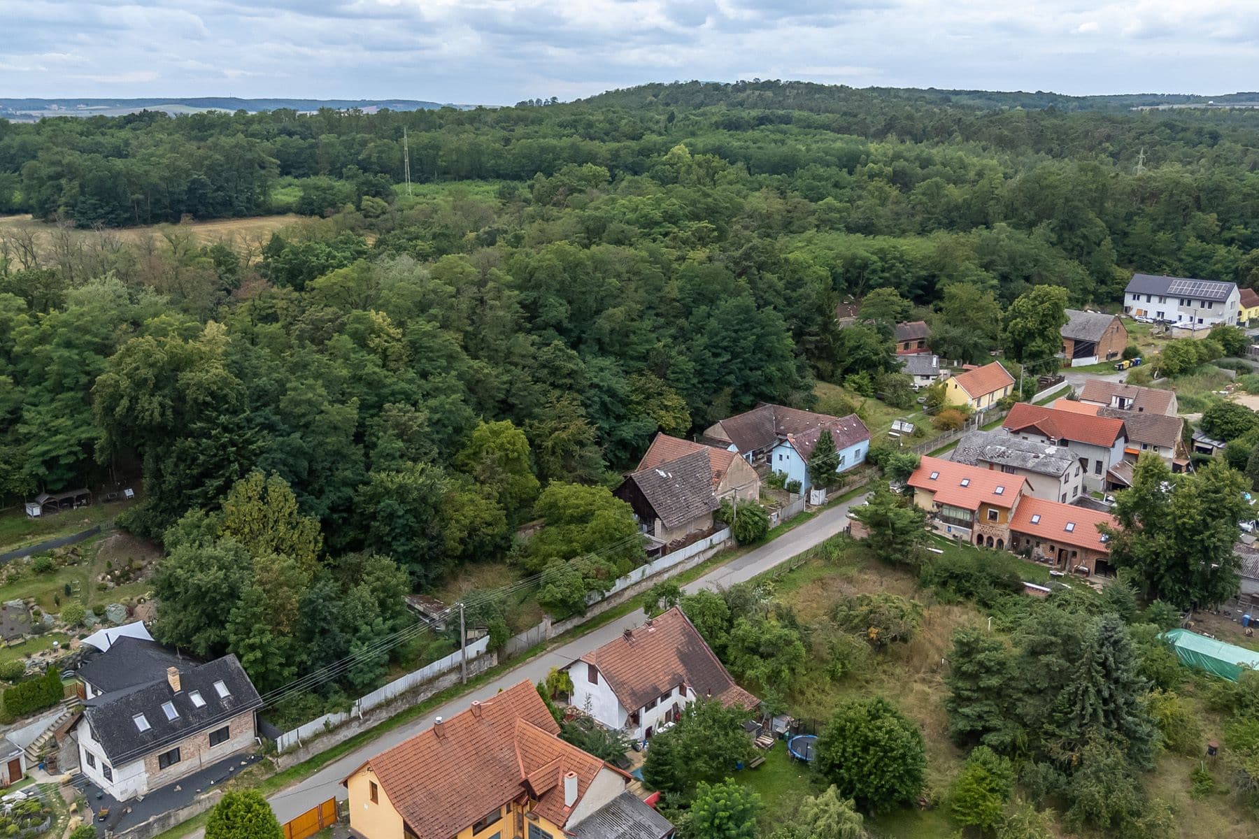 Prodej chaty, chalupy 200 m², pozemek 3.645 m², Dolní Beřkovice, Středočeský kraj Prodej chaty, chalupy 200 m², pozemek 3.645 m², Dolní Beřkovice, Středočeský kraj
