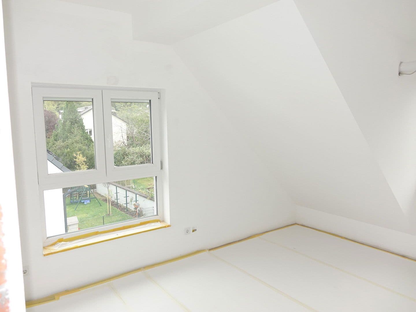 Pronájem domu 144 m², pozemek 178 m², Stollstr. 10C, München, Bavorsko Pronájem domu 144 m², pozemek 178 m², Stollstr. 10C, München, Bavorsko