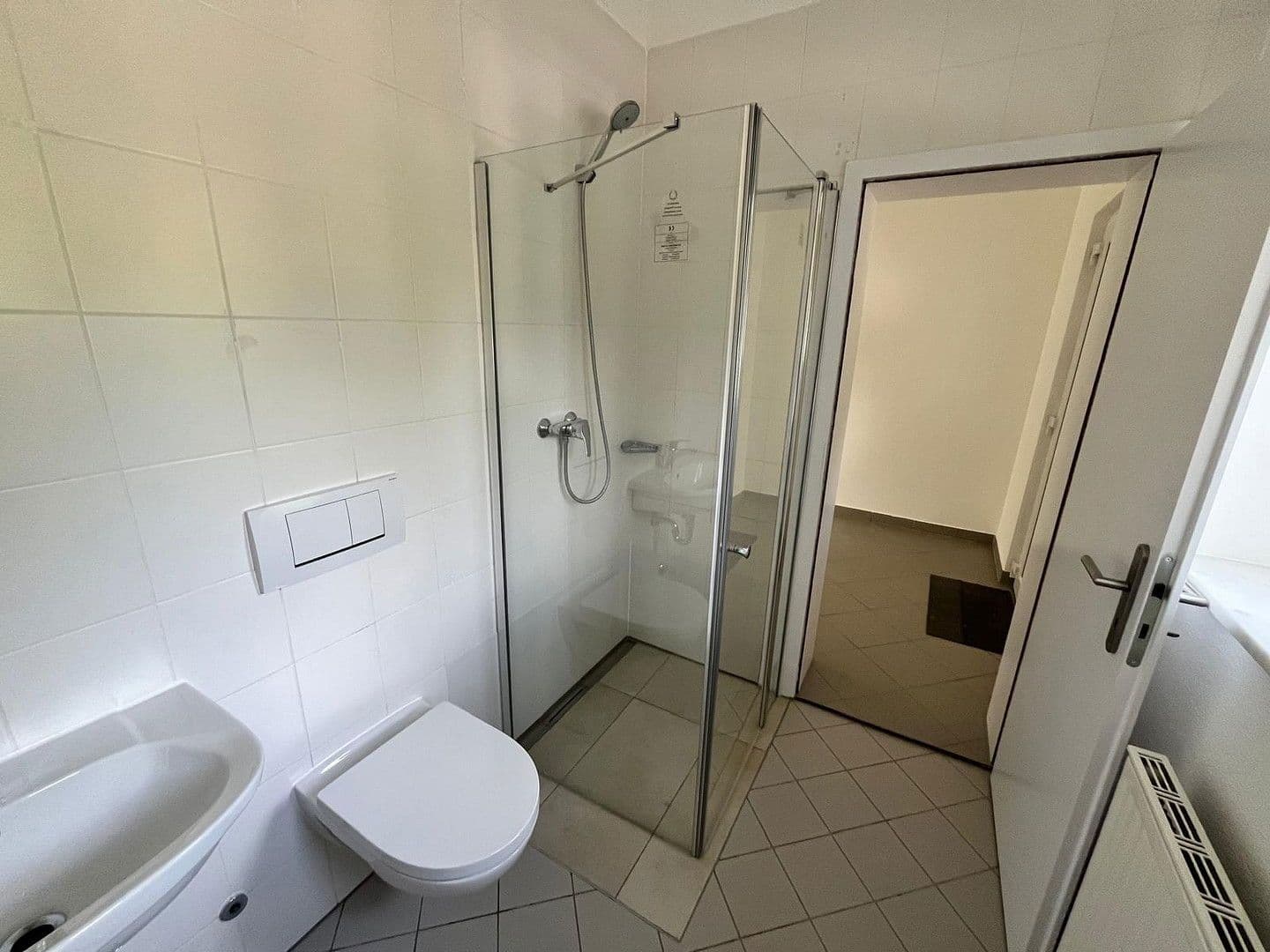 Pronájem domu 150 m², pozemek 500 m², Gartenstraße 29d, Schäftlarn-Ebenhausen, Bavorsko Pronájem domu 150 m², pozemek 500 m², Gartenstraße 29d, Schäftlarn-Ebenhausen, Bavorsko