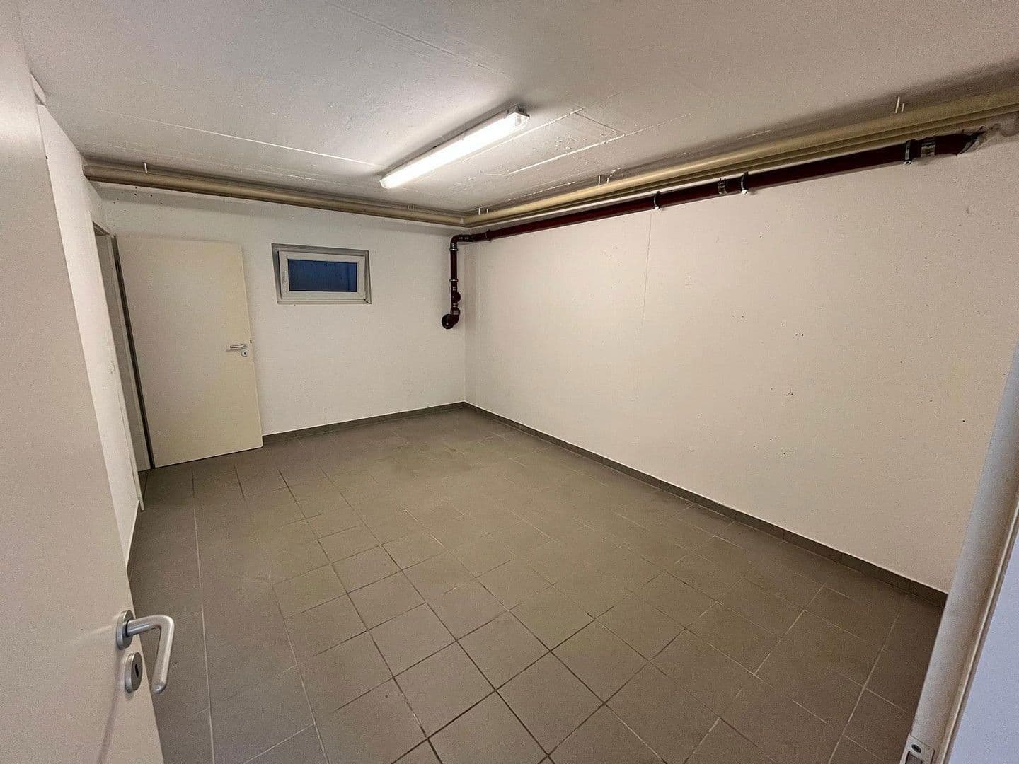 Pronájem domu 150 m², pozemek 500 m², Gartenstraße 29d, Schäftlarn-Ebenhausen, Bavorsko Pronájem domu 150 m², pozemek 500 m², Gartenstraße 29d, Schäftlarn-Ebenhausen, Bavorsko