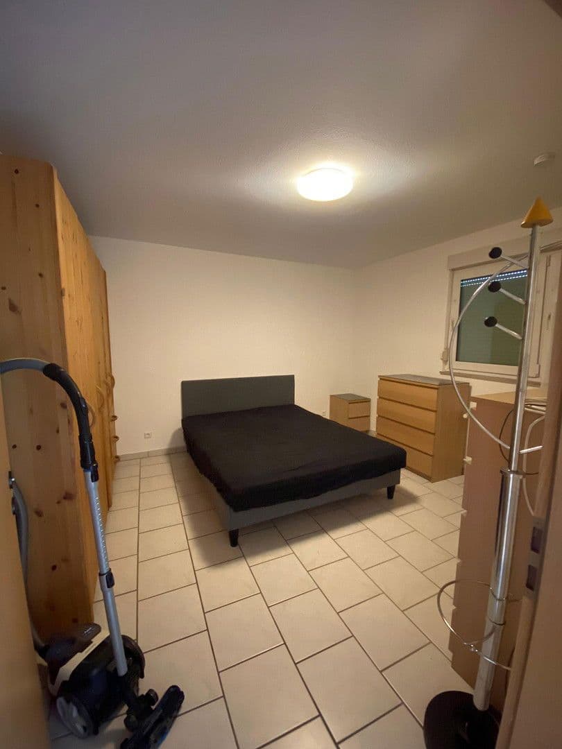 Pronájem bytu 2+1 54 m², Bahnhofstraße 100, Mühlacker, Bádensko-Württembersko Pronájem bytu 2+1 54 m², Bahnhofstraße 100, Mühlacker, Bádensko-Württembersko