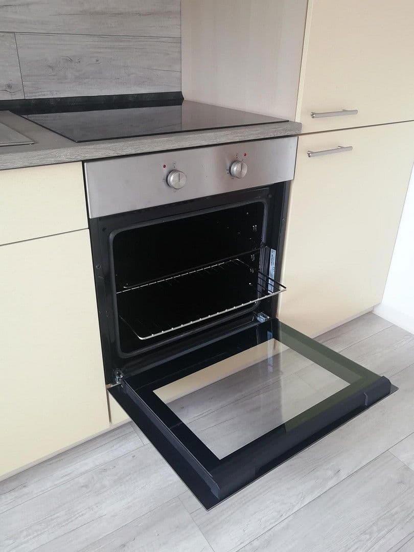 Pronájem bytu 3+1 80 m², Idar-Oberstein, Porýní-Falc Pronájem bytu 3+1 80 m², Idar-Oberstein, Porýní-Falc