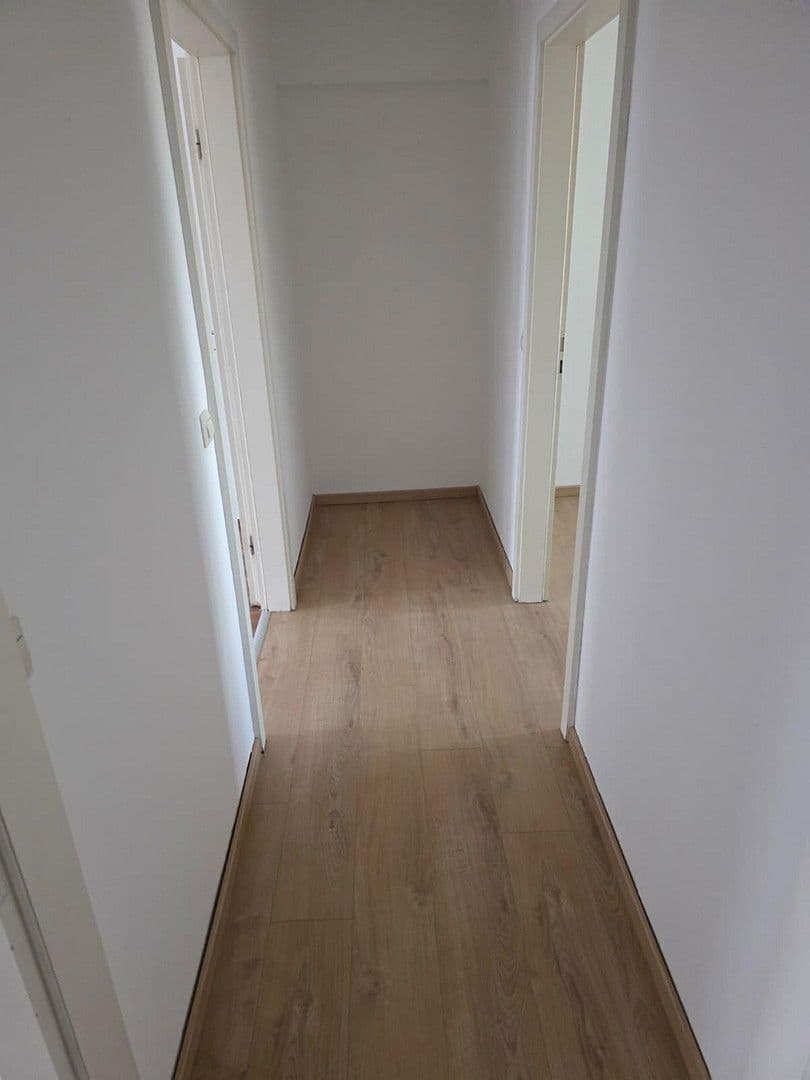 Pronájem bytu 2+1 67 m², Nürtingerstraße 4/3, Metzingen, Bádensko-Württembersko Pronájem bytu 2+1 67 m², Nürtingerstraße 4/3, Metzingen, Bádensko-Württembersko