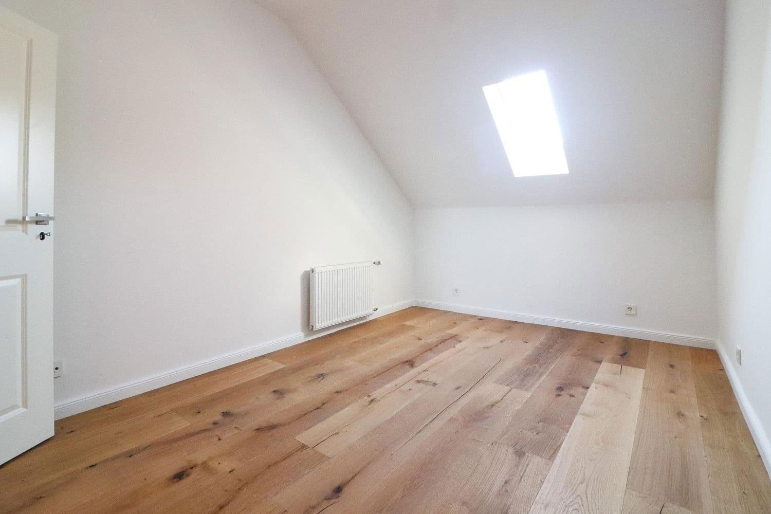 Pronájem bytu 2+1 51 m², Bunnenbergstraße 14a, Hannover, Dolní Sasko Pronájem bytu 2+1 51 m², Bunnenbergstraße 14a, Hannover, Dolní Sasko