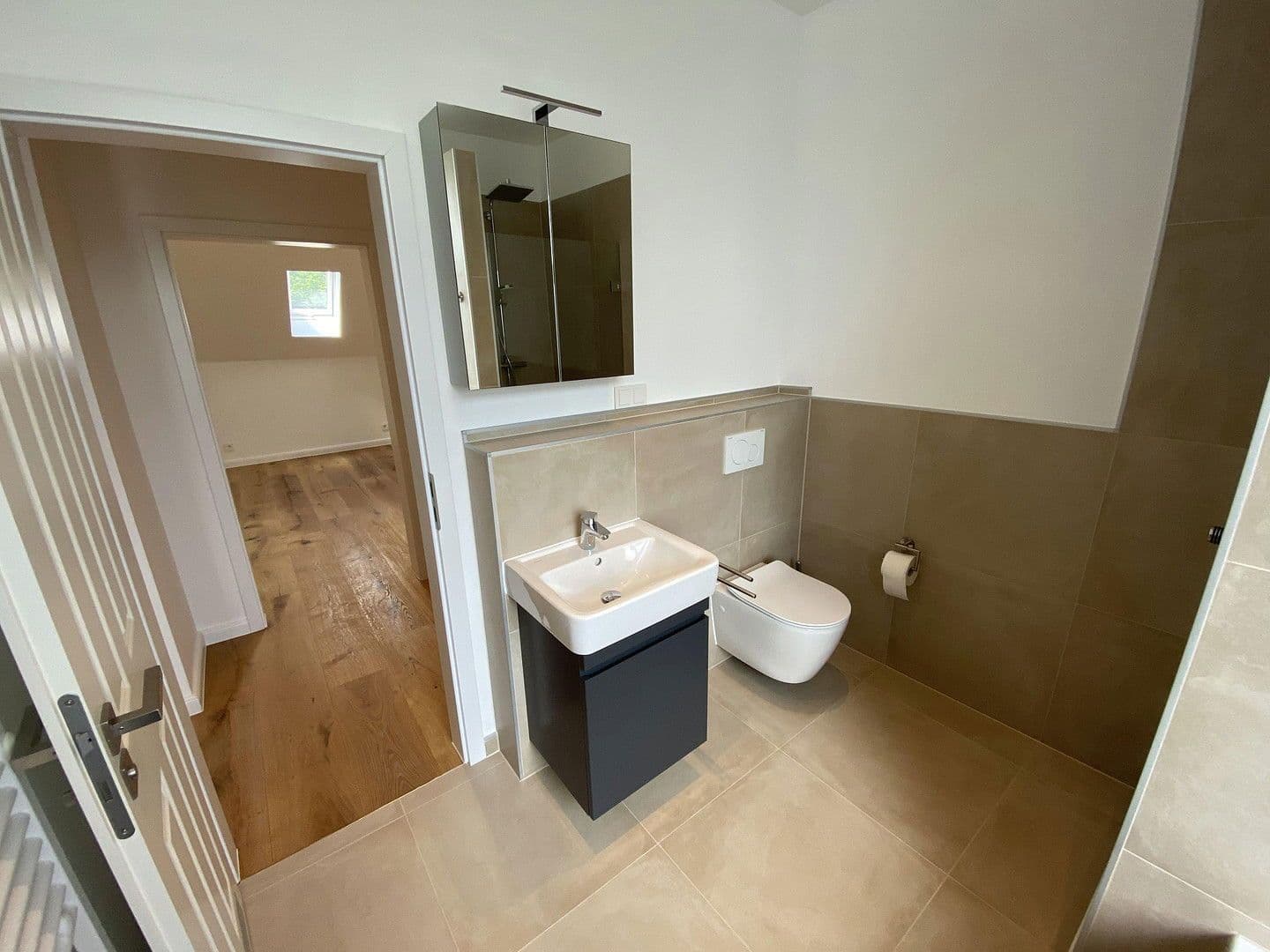Pronájem bytu 2+1 51 m², Bunnenbergstraße 14a, Hannover, Dolní Sasko Pronájem bytu 2+1 51 m², Bunnenbergstraße 14a, Hannover, Dolní Sasko