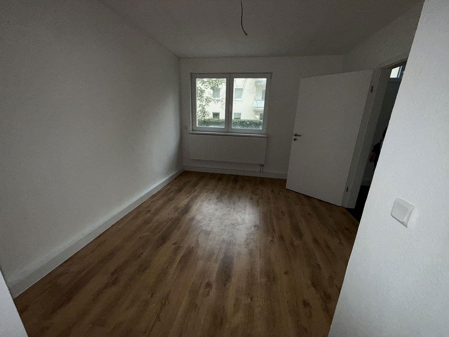 Pronájem bytu 2+1 71 m², Langerfelder Strasse 115, Wuppertal, Severní Porýní-Vestfálsko Pronájem bytu 2+1 71 m², Langerfelder Strasse 115, Wuppertal, Severní Porýní-Vestfálsko