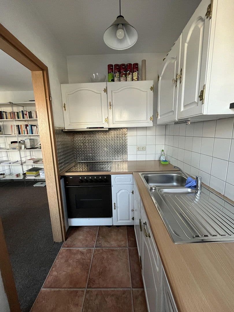 Pronájem bytu 2+1 40 m², Winterstr. 1, Karlsruhe, Bádensko-Württembersko Pronájem bytu 2+1 40 m², Winterstr. 1, Karlsruhe, Bádensko-Württembersko